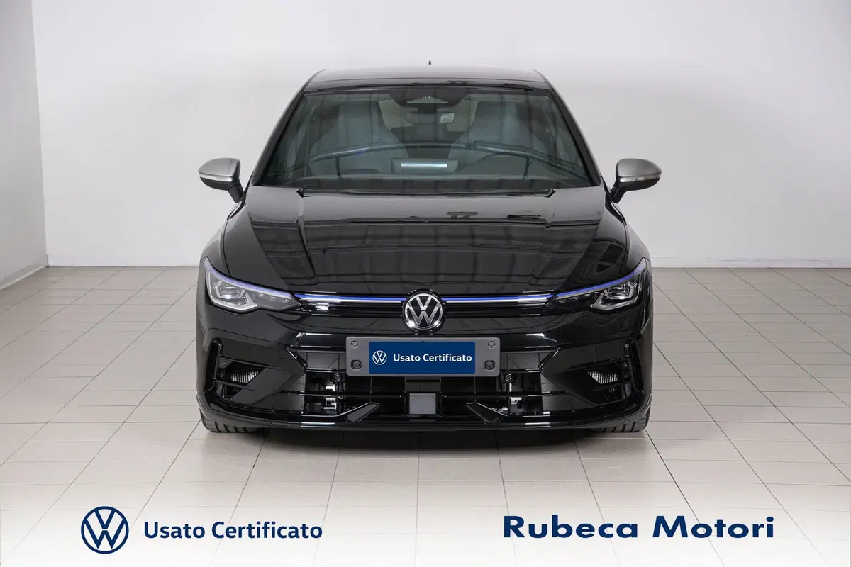 Volkswagen Golf nuova a Perugia (2)