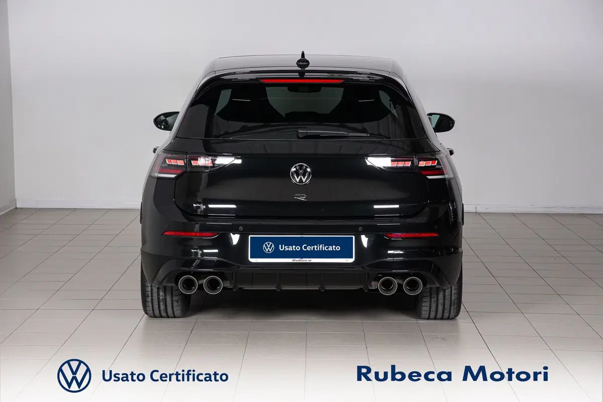 Volkswagen Golf nuova a Perugia (5)