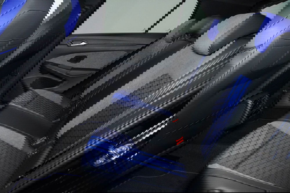 Volkswagen Golf nuova a Perugia (9)