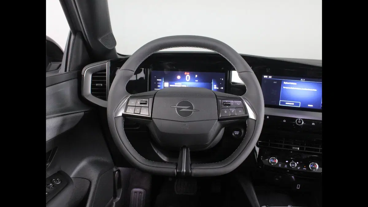 Opel Mokka nuova a Palermo (13)
