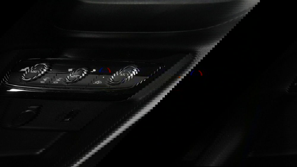 Opel Corsa-e nuova a Palermo (15)