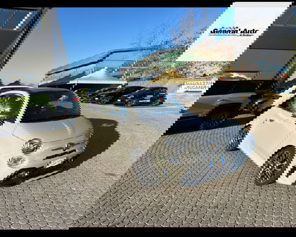 Abarth 595 Cabrio usata a Lucca