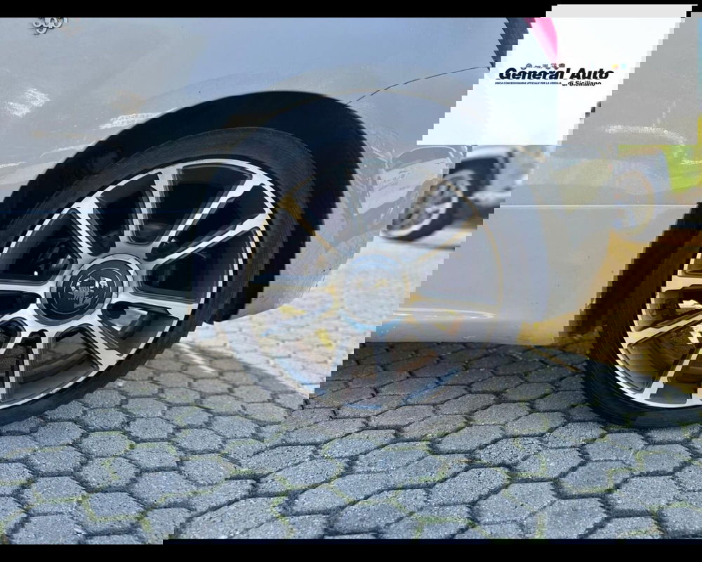 Abarth 595 Cabrio usata a Lucca (12)