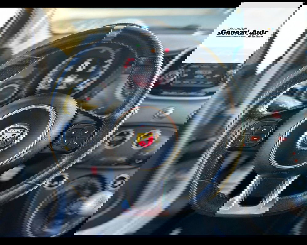 Abarth 595 Cabrio usata a Lucca (14)