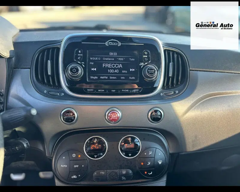 Abarth 595 Cabrio usata a Lucca (15)