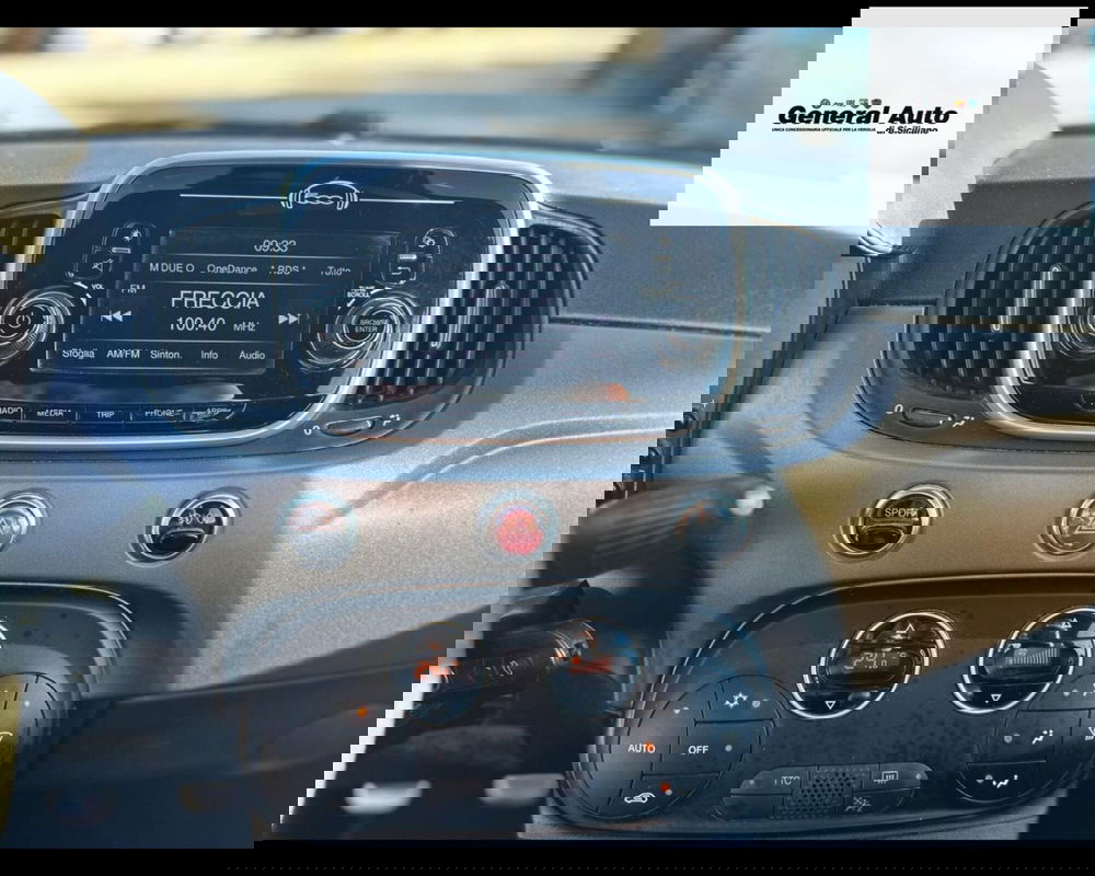 Abarth 595 Cabrio usata a Lucca (15)