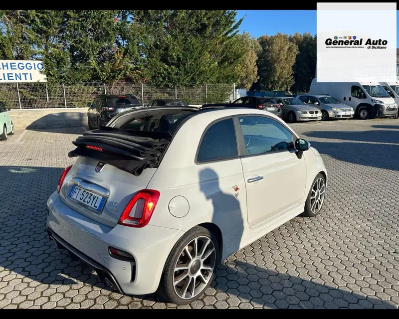 Abarth 595 Cabrio usata a Lucca (8)