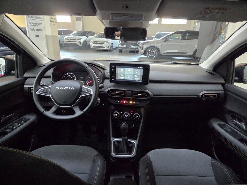Dacia Jogger usata a Verona (10)