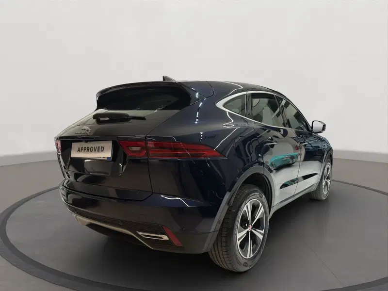 Jaguar E-Pace usata a Latina (2)