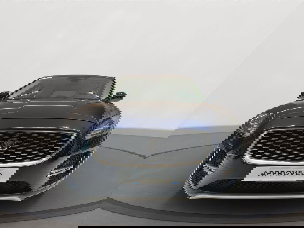 Jaguar E-Pace usata a Latina (8)