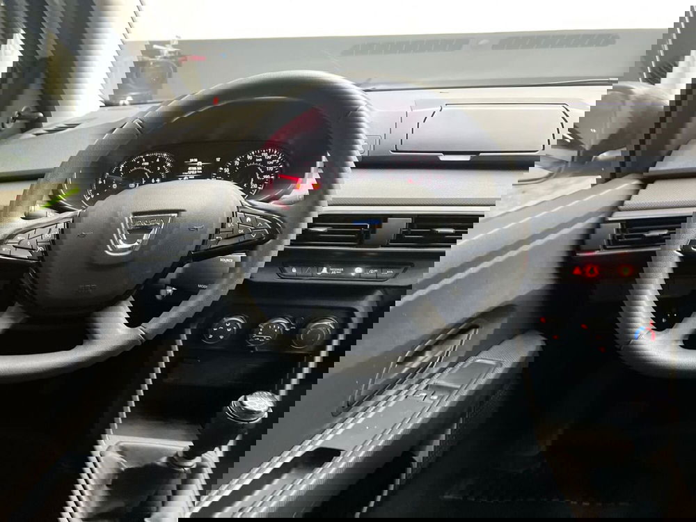 Dacia Sandero Streetway usata a Roma (10)