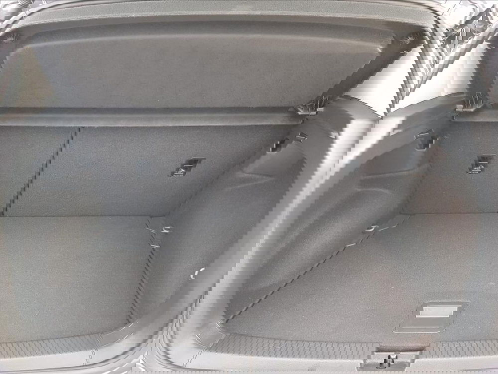 Volkswagen T-Cross usata a Lucca (15)