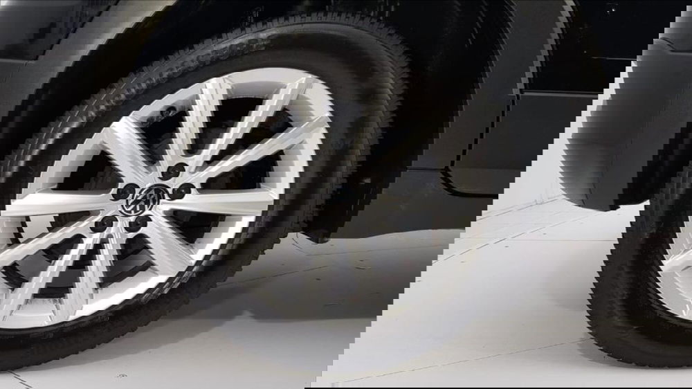 Volkswagen T-Cross usata a Lucca (9)