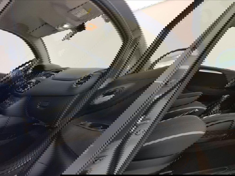 Fiat Punto usata a Lucca (10)