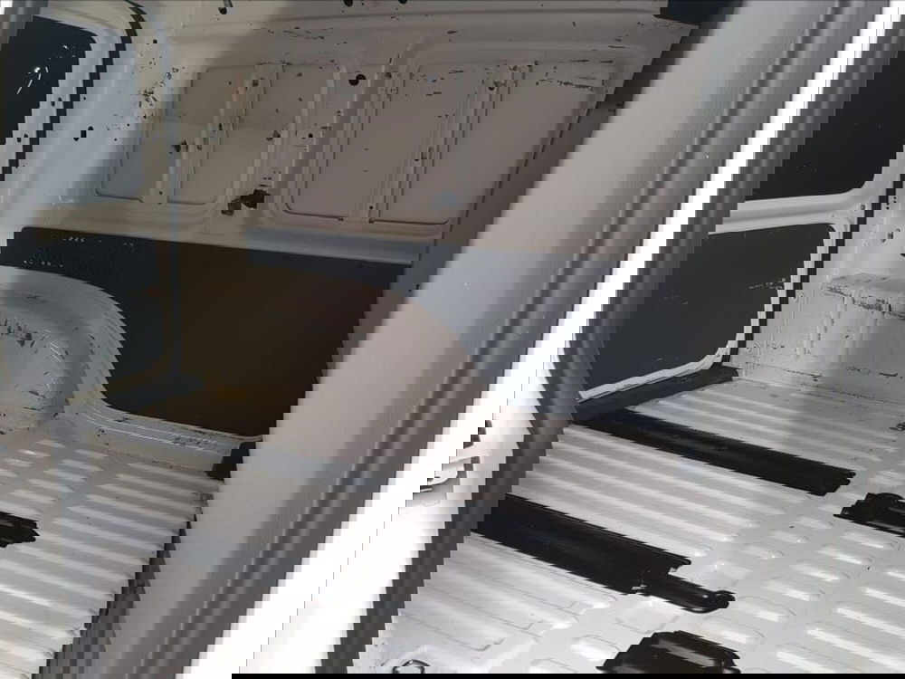 Volkswagen Veicoli Commerciali Caddy usata a Lucca (12)