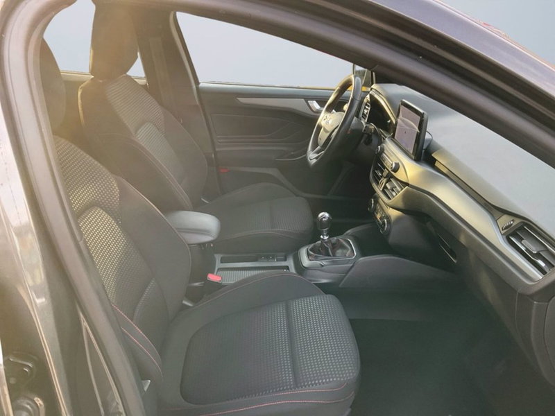Ford Focus Station Wagon usata a Milano (11)