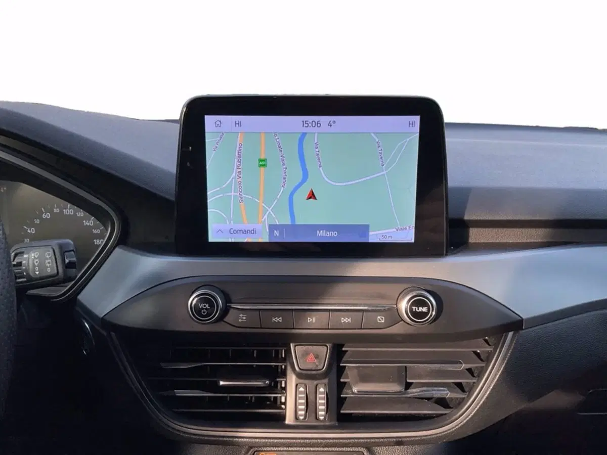 Ford Focus Station Wagon usata a Milano (14)