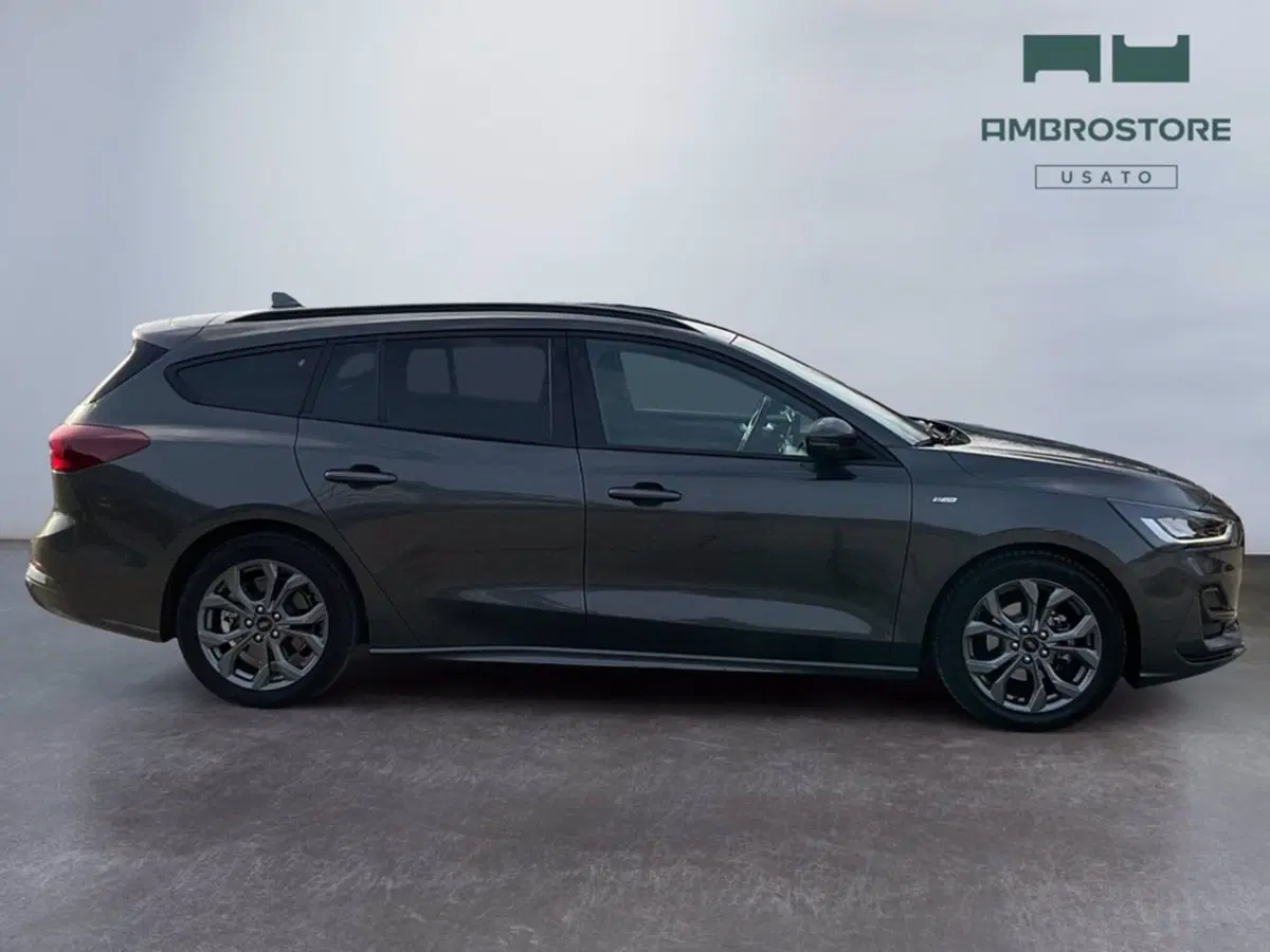 Ford Focus Station Wagon usata a Milano (4)