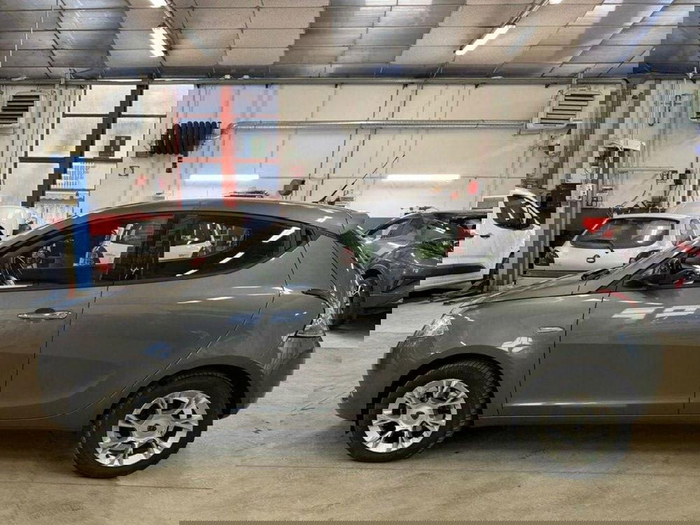 Lancia Ypsilon usata a Monza e Brianza (3)