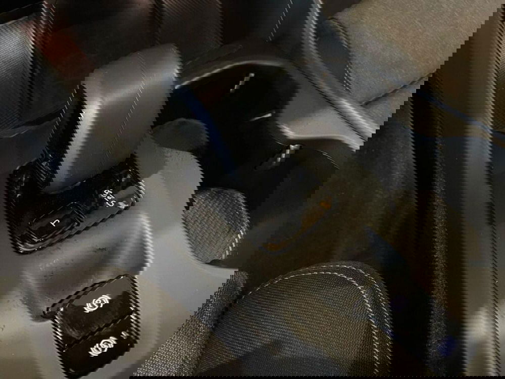 Volvo XC40 usata a Torino (11)