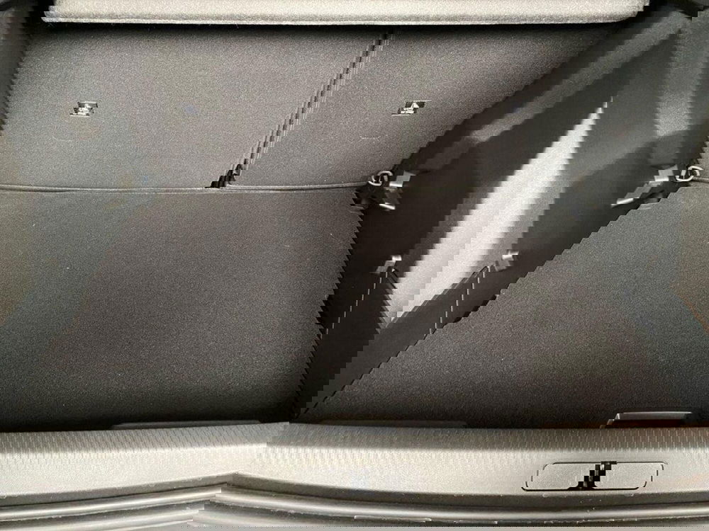 Peugeot 2008 nuova a Torino (9)