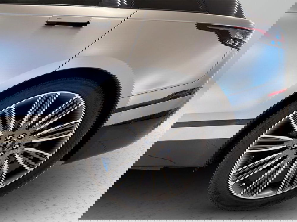 Land Rover Range Rover Velar usata a Varese (9)