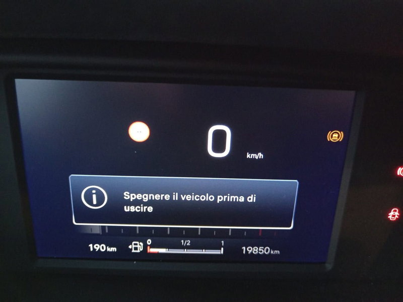 Jeep Avenger usata a Alessandria (18)