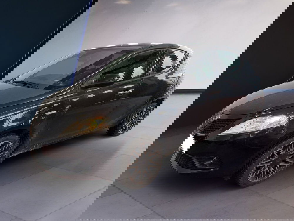 Lancia Ypsilon usata a Torino (2)