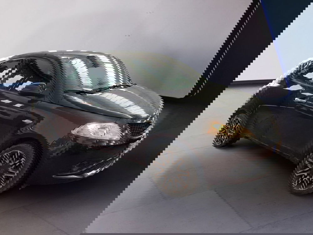 Lancia Ypsilon usata a Torino (3)