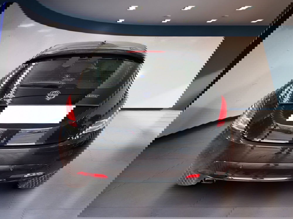 Lancia Ypsilon usata a Torino (5)