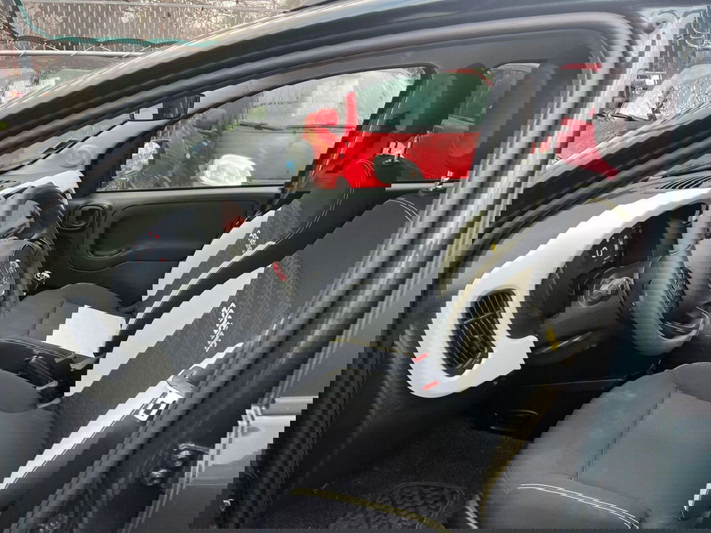 Fiat Panda Cross usata a Milano (13)