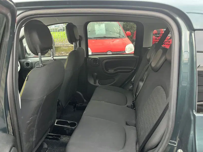 Fiat Panda Cross usata a Milano (15)