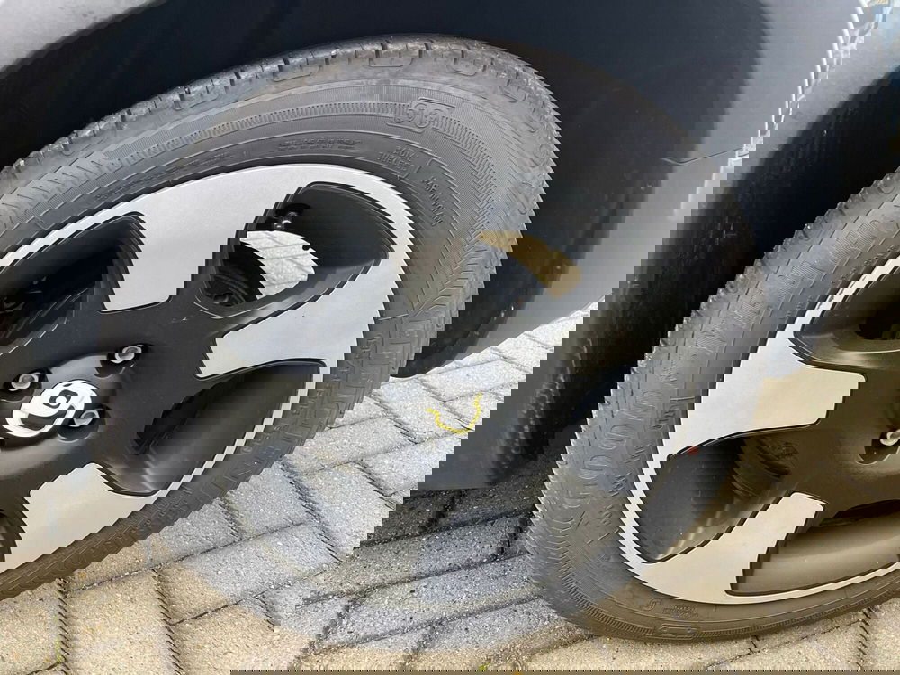 Fiat Panda Cross usata a Milano (8)