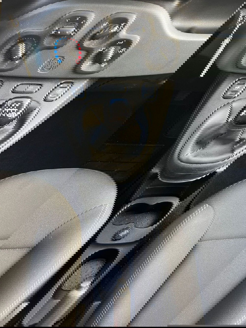 Fiat Panda Cross usata a Milano (19)