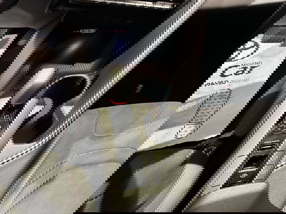 Toyota Toyota C-HR usata a Milano (14)