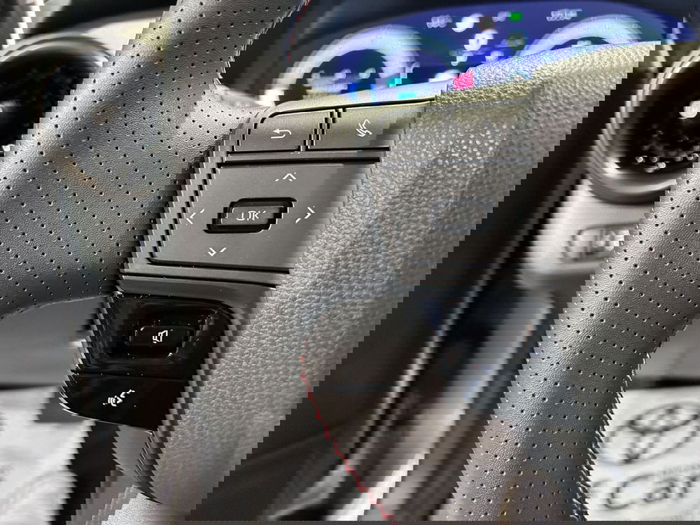 Toyota Toyota C-HR usata a Milano (15)