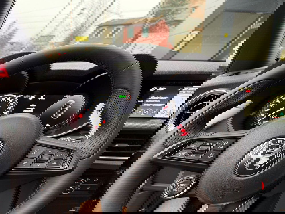 Alfa Romeo Stelvio nuova a Reggio Emilia (15)