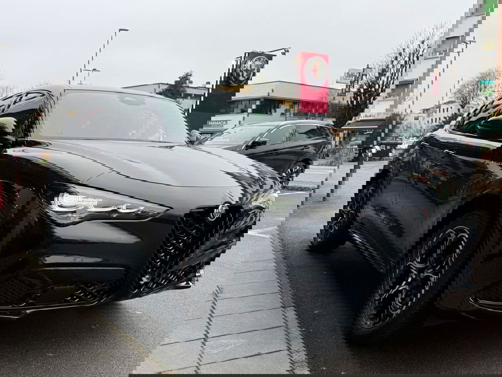 Alfa Romeo Stelvio nuova a Reggio Emilia (6)