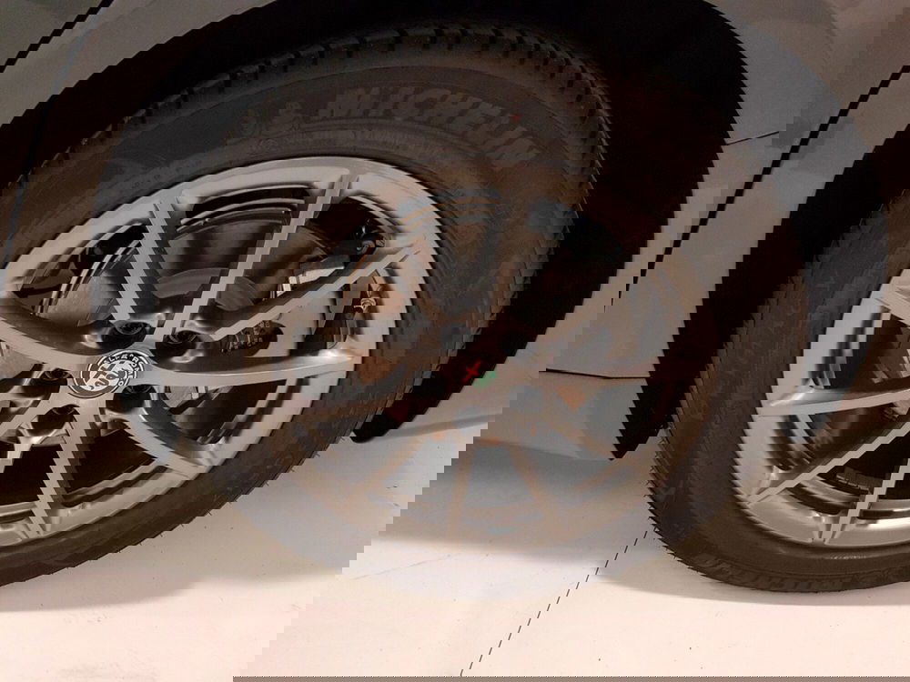 Alfa Romeo Giulia nuova a Agrigento (12)