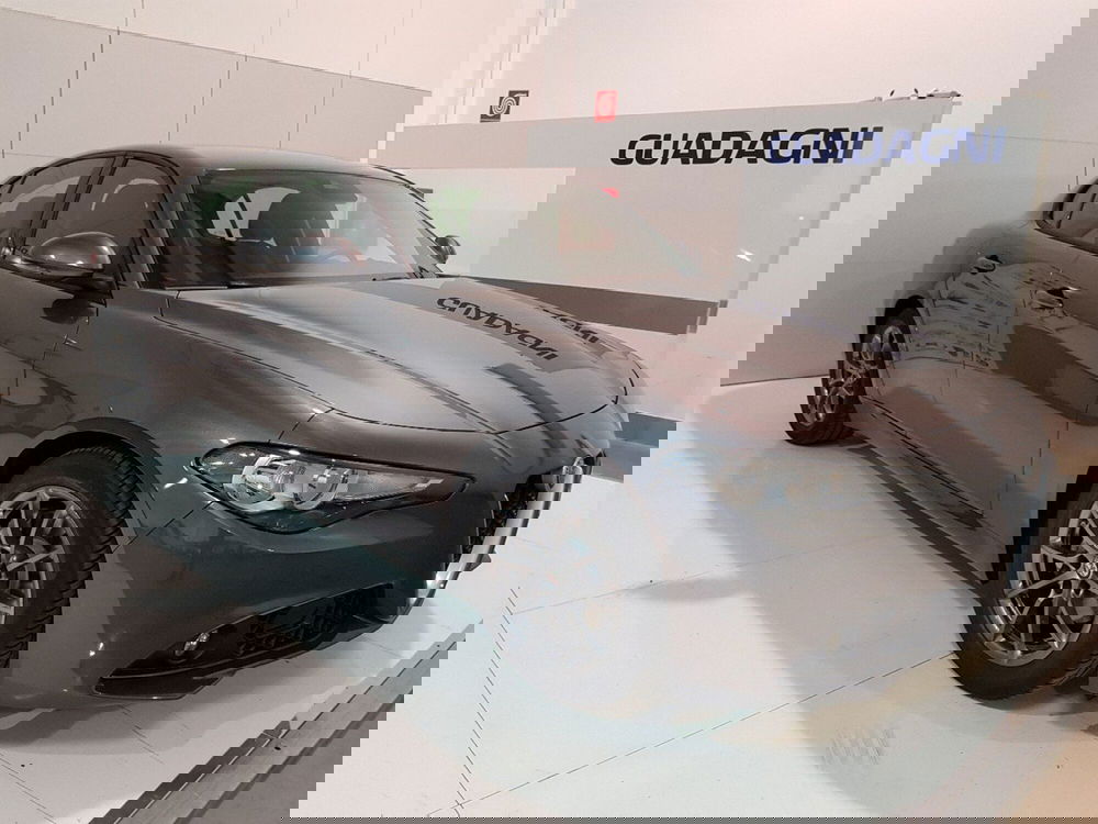 Alfa Romeo Giulia nuova a Agrigento (3)