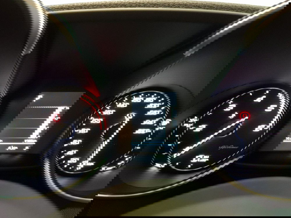 Alfa Romeo Giulia nuova a Agrigento (8)