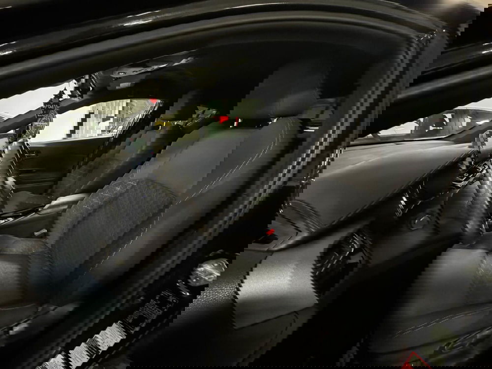 Toyota Toyota C-HR usata a Modena (12)