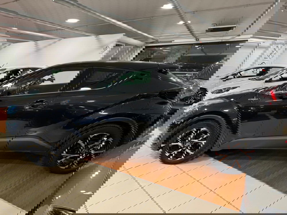 Toyota Toyota C-HR usata a Modena (9)