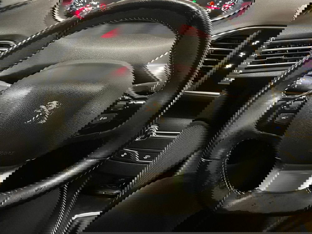 Peugeot 308 usata a Modena (10)