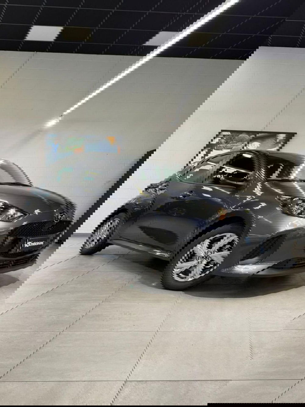 Mazda Mazda2 Hybrid nuova a Como