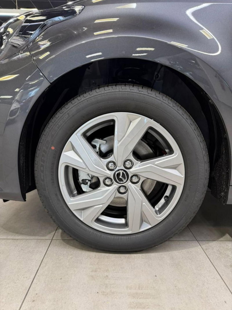 Mazda Mazda2 Hybrid nuova a Como (7)
