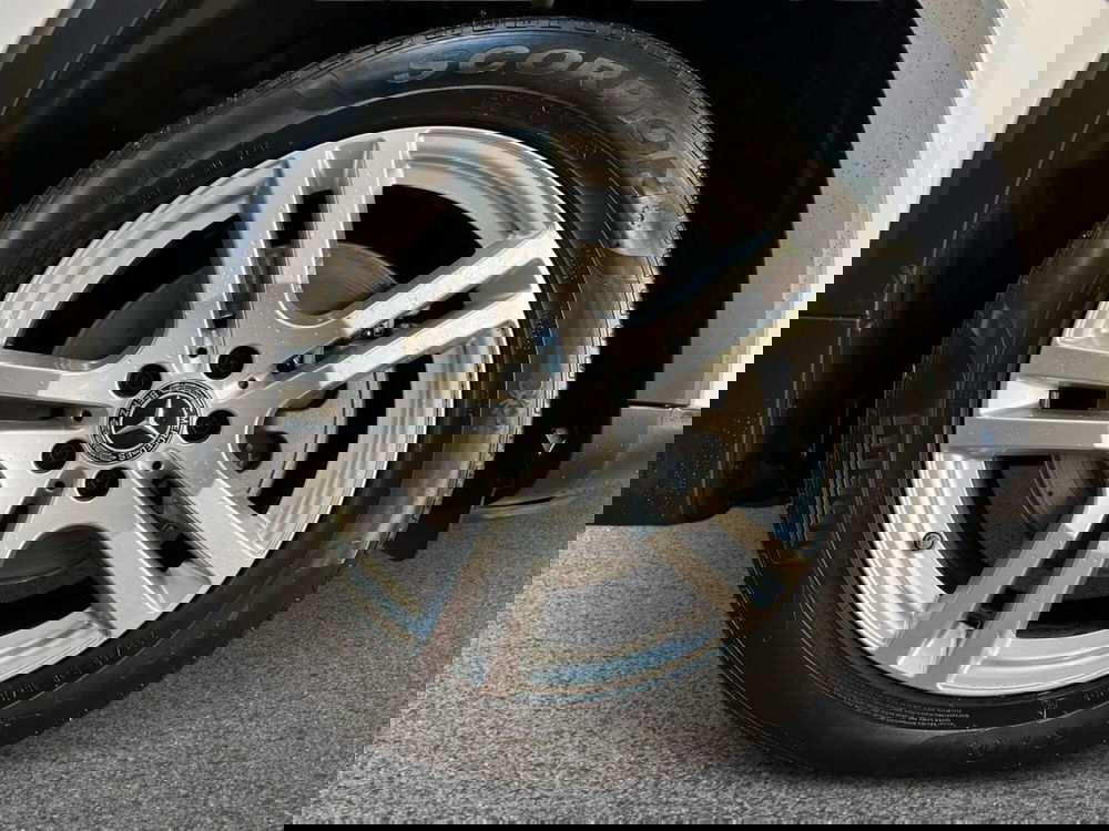 Mercedes-Benz GLB usata a Bari (6)