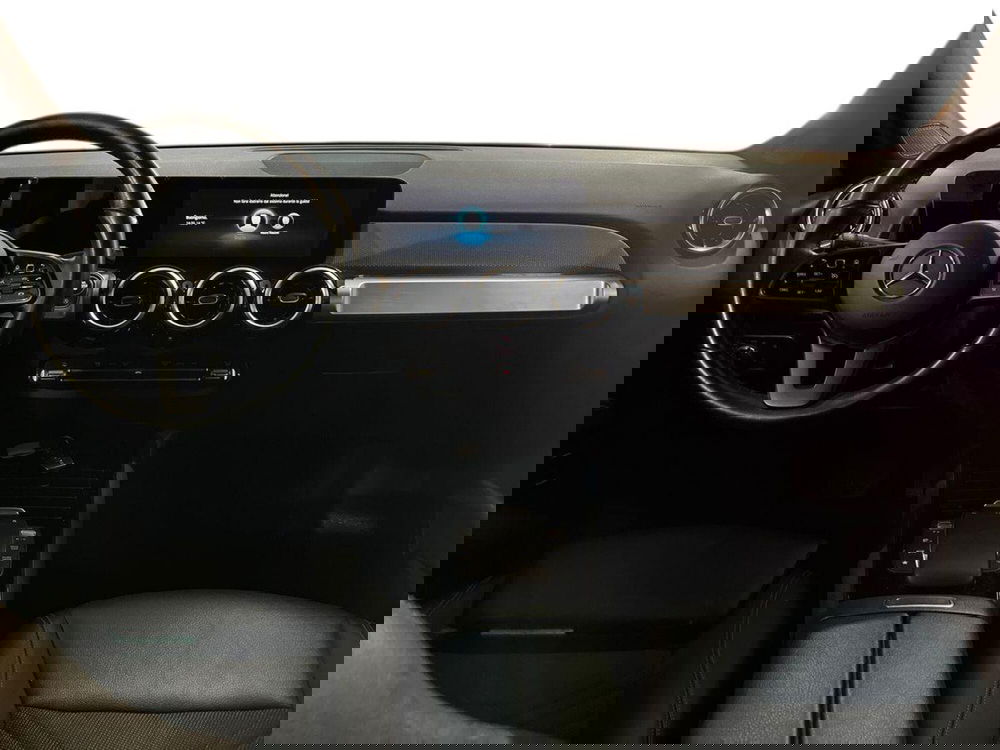 Mercedes-Benz GLB usata a Bari (8)