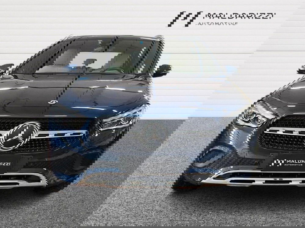 Mercedes-Benz GLA SUV usata a Bari (2)