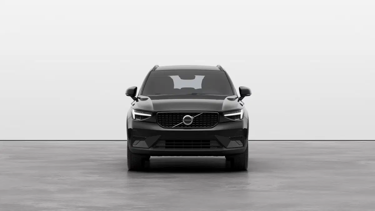 Volvo XC40 nuova a Como (4)